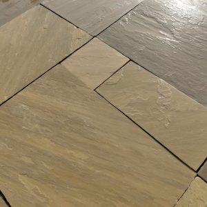 Raj green riven paving